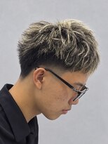 スター 稲沢店(STAR)&nbsp;メンズカットホワイトメッシュ束感ショート