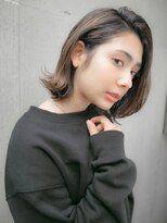 ルティア(Lutia) 外ハネアレンジスタイル