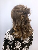 フィックスヘアー 梅田店(FIX-hair)&nbsp;お団子ハーフアップ☆ヘアアレンジ/こなれヘア/シニヨン