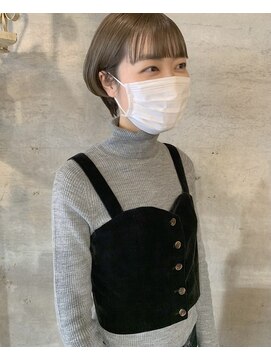 アティック ヘアーデザインアンドリラクゼーション(attic hair design&relaxation) ベージュ