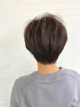 ピッコリーノバイプロデュース 小田急相模原店(Piccolino by Produce) マッシュな丸みショート☆ ［小田急相模原/小田急相模原駅］