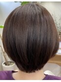 #ショートボブ　#ブラウンカラー　#暖色カラー