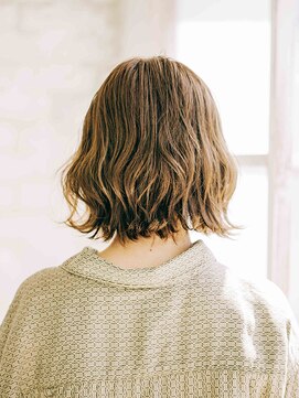 フローラビューティーヘアー(Flora Beauty Hair) くせ毛ショート/20代/30代/40代/50代/岡山/表町
