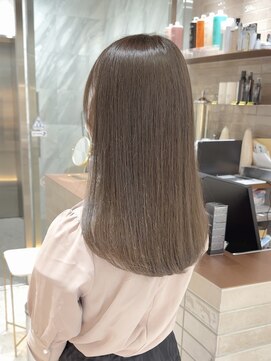 リール 銀座(R'EEL) 柔らかbeige 輝く艶カラー