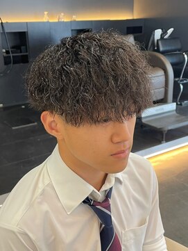 バース バイ ハピネス(BIRTH by happiness) 縦落ちツイストスパイラル ツイスパ マッシュ