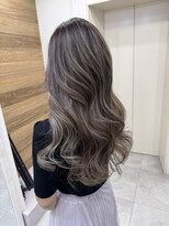 ジゼル(gisele)&nbsp;ハイライトバレイヤージュ