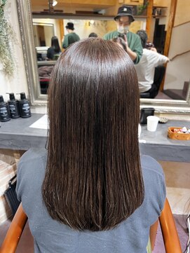 リリアン(Ririan) 【橋本】酸性縮毛矯正+自社製品髪質改善トリートメント