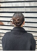 タイトアレンジ　お呼ばれヘア　アップスタイル