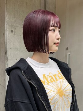 ソル ジングウマエ(SOL JINGUMAE) ワインレッド / 切りっぱなしボブ