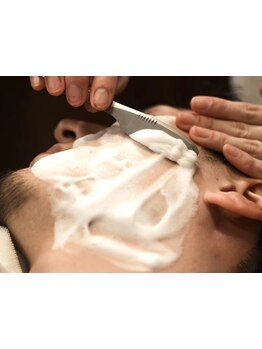 【全席個室/女性スタイリスト多数】プロによるお手入れは違いが分かる。清潔感で第一印象をあげる![大手町]