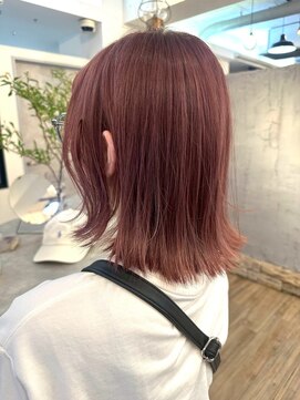 ヴィサージュバスク(VISAGE ba.s.k) ツヤ感重視◎大人かわいいローズピンクボブ