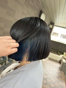 オーガニックマインド 坂戸 鶴ヶ島(organic+mind) 大人可愛いインナーカラー×ミニボブ◎ブルーカラー