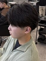 リオールバイニアウ(RE:ALL by Niau) MEN’S HAIR/波巻ツイストスパイラル/フェザーパーマ/新田