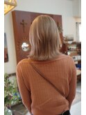 レイヤーカット外はねミルクティーベージュ髪質改善ケアブリーチ