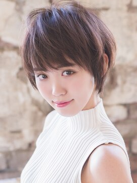 エアー 福岡(AIR) ［air-FUKUOKA　竹石］ ひし形シルエットで小顔に魅せるショート