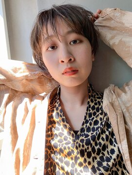 テトヘアー(teto hair) マッシュショート、アッシュブラウン、シースルーバング