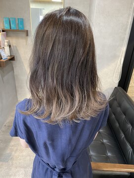 リエンス(RIENS) 【RIENS】外ハネグラデーションカラー×木村康二