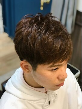 ミリオンバックス 上野(Million Bucks) ツーブロックショート<理容室>/京成上野/御徒町/上野]