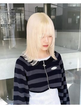 ヲタク(wotaku.) ホワイトブロンド抜きっぱなしケアブリーチハイトーンリタッチ