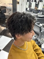 オーシャントーキョー(OCEAN TOKYO)&nbsp;メンズパーマツイスパ波巻きスパイラルマッシュセンターパート