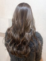 メロウ 神戸三宮(mellow)&nbsp;巻き髪と相性抜群◎オリーブベージュ