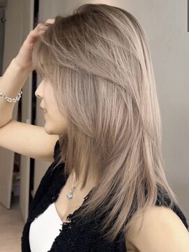 ヘアーサロン アモル(HAIR SALON Amor) ハイライトレイヤーカットエクステイルミナカラー縮毛矯正