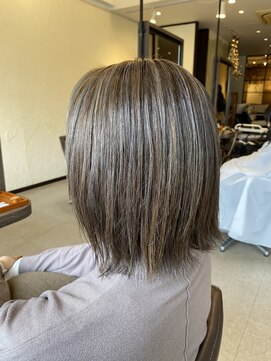 アナザーワールド(ANOTHER WORLD) 育てるブリーチハイライト