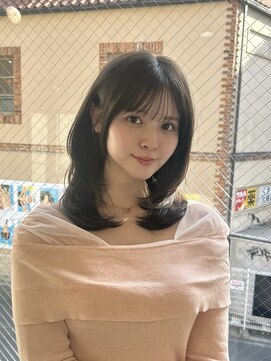 ウィリートーキョー 渋谷(WELLY TOKYO) 【小泉のん様】ミディアムレイヤー 韓国レイヤー 渋谷