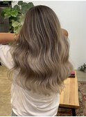 ash beige balayage