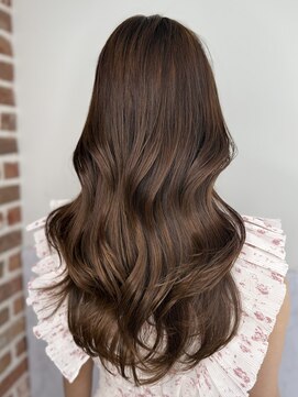 エニー 栄(Any) 韓国レイヤー×ブリーチなしベージュ