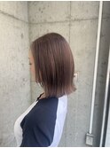 透明感グレージュ　外はねボブ　ダブルカラー／川崎／ブリーチ
