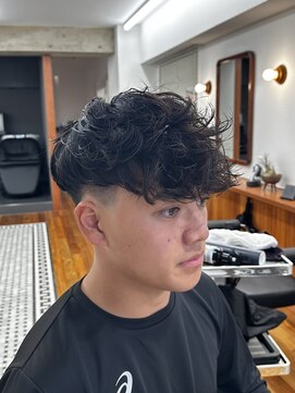 ザデイ カットアンドカルチャーショップ(THE DAY CUT&CULTURE SHOP) ゆるめスペインカール