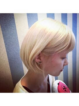 ナビィ(NAVI) パールホワイトカラー