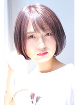 リタ(Lita)&nbsp;大人かわいい　ひし形　小顔　ショートボブ　ショート　耳かけ