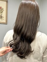 ウィーク 梅田(UiiC)&nbsp;ブリーチなし 透明感ミルクティーカラー▲ uiic umeda 中沢恵理