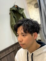 ミリオンバックス 上野(Million Bucks)&nbsp;波打ちツイスパ/束間/アップバング/ツーブロック[メンズ/上野]