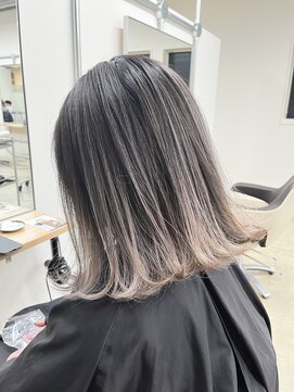 ファンド 千葉(fand) 白髪ぼかしバレイヤージュ/ブリーチレイヤーカット