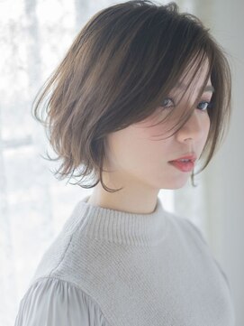 オジコロジ(ojiko.roji) ☆月曜日も営業☆【ojiko.】オトナ女性の外ハネショートボブ