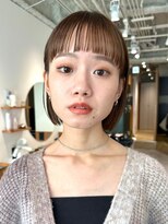 ノイカーム(noi Calm) 顔周りレイヤーカットグレージュカラーくびれボブショートカット