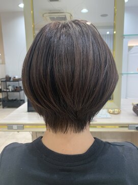 アッシュ 仙川店(Ash) 30代40代50代耳かけショートメンズライクハンサムショートカット
