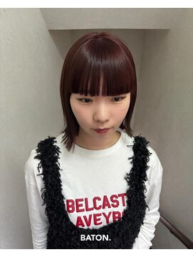 バトン(BATON) 切りっぱなしボブ×レッドカラー