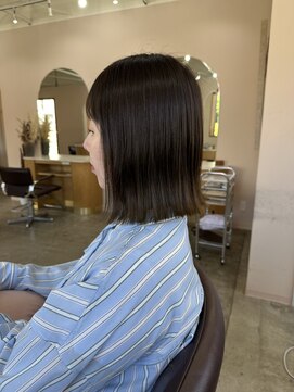 キュオンシア(CUEON. ciea) 切りっぱなし×オリーブグレージュ