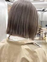 グランツ ノイ(GLANZ Noi)&nbsp;ハイトーンカラーダブルカラーミルクティーベージュミニボブ