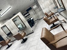 ネバーランド(NEVERLAND)の雰囲気（2023年店舗2階を増設。遊び心とスタイリッシュさを演出します。）