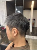 清潔感のある短髪スタイル