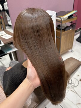 フォルテロゼ 横浜(FORTE rose) 明るめブラウン/ナチュラルに盛れるベージュ