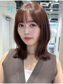 顔周りレイヤーカットくびれヘアミルクティーベージュカラー韓国