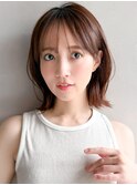 大人可愛いくびれヘア薄めバングうるツヤナチュラルショート