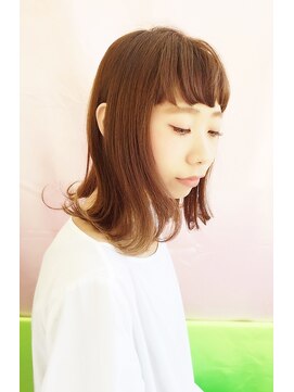 ココ 鷹匠(COCO) 外ハネロブ ストレート/白髪染め/ヘッドスパ/リタッチ