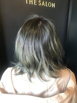 コレバ ザ サロン&nbsp;グリーン系のマットアッシュ　グレージュカラー